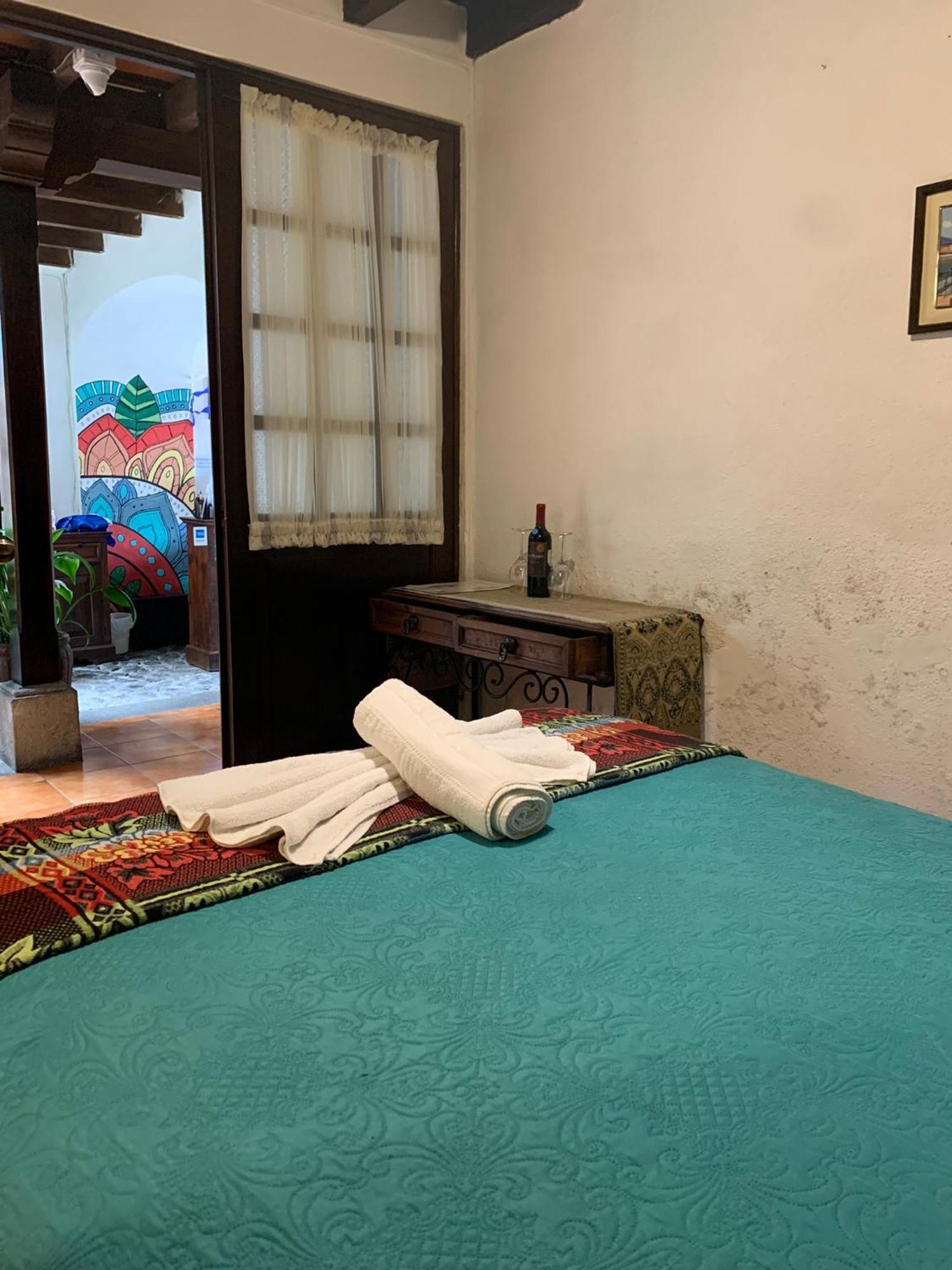 Hotel T Kon T Antigua Екстериор снимка